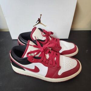 Nike Men's Red and White Sneakers